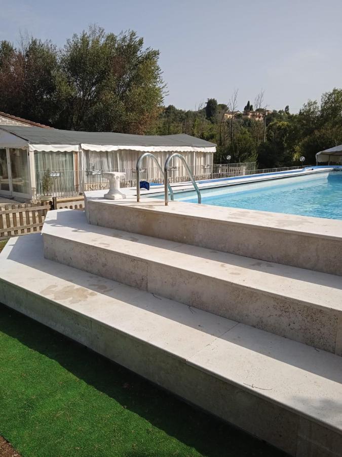 Villa Paradise Resort Gallicano nel Lazio Esterno foto