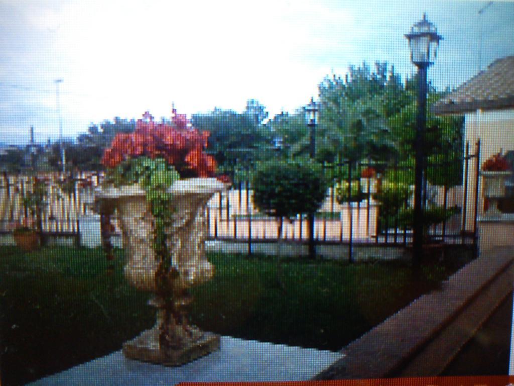 Villa Paradise Resort Gallicano nel Lazio Esterno foto