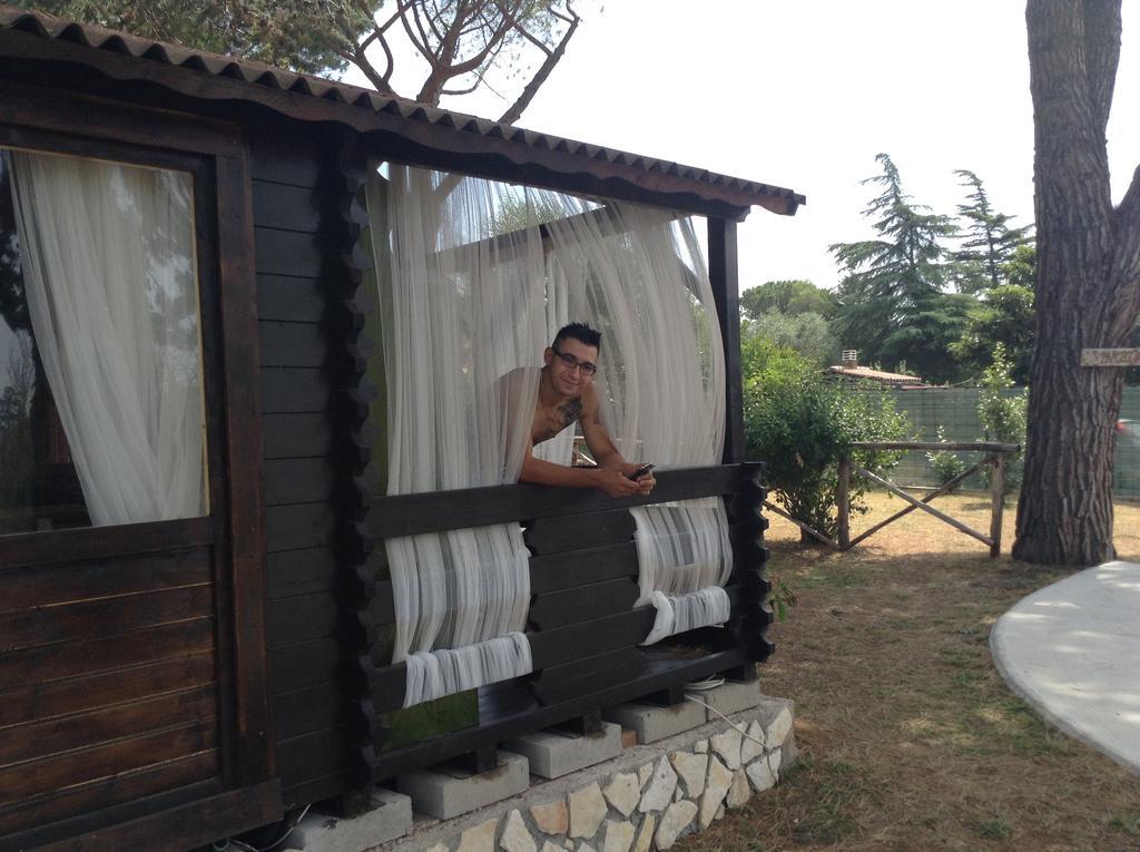Villa Paradise Resort Gallicano nel Lazio Esterno foto